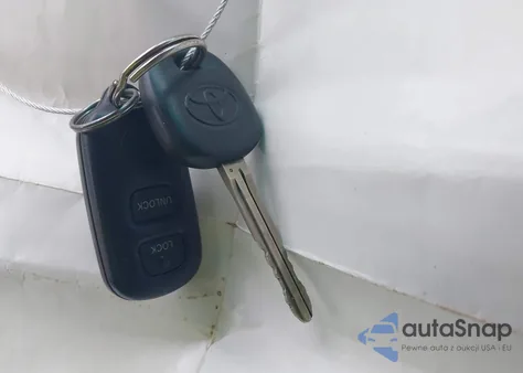 2004 Toyota Highlander Limited V6 from USA, damaged, VIN JTEDP21AX40005630